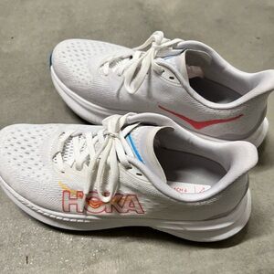 Hoka Mach 6s